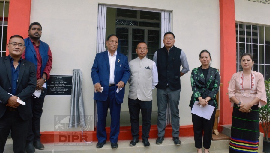 Advisor Noke Wangnao with others during the inauguration of the Sakhi One Stop Centre (OSC) building at Mon on April 1. (DIPR Photo)